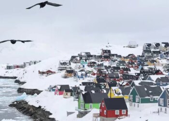 Trump plans 10% tariffs on 8 European countries over Greenland