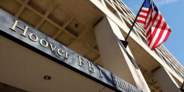 Two Shot by US Federal Agents in Portland