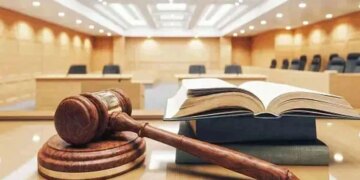 UK 'Grooming Gang' Trial Suspended Over Juror TV Viewing Concerns