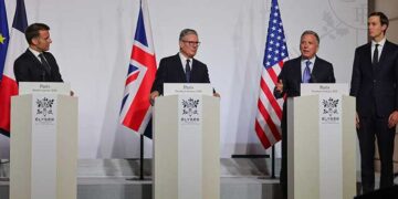 US Supports Ukraine Security Guarantees at Kyiv Allies Summit in Paris