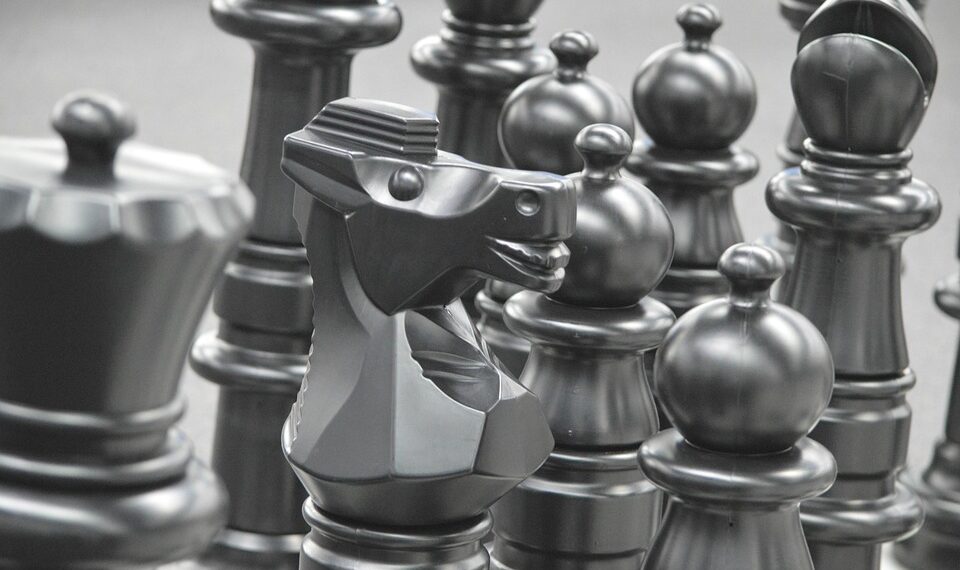chess pieces 1152768 960 720.jpg