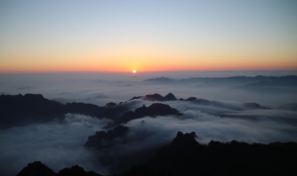 Ranking of Countries with the Most Handsome Men in the World:

1.  Spain
2.  Swe