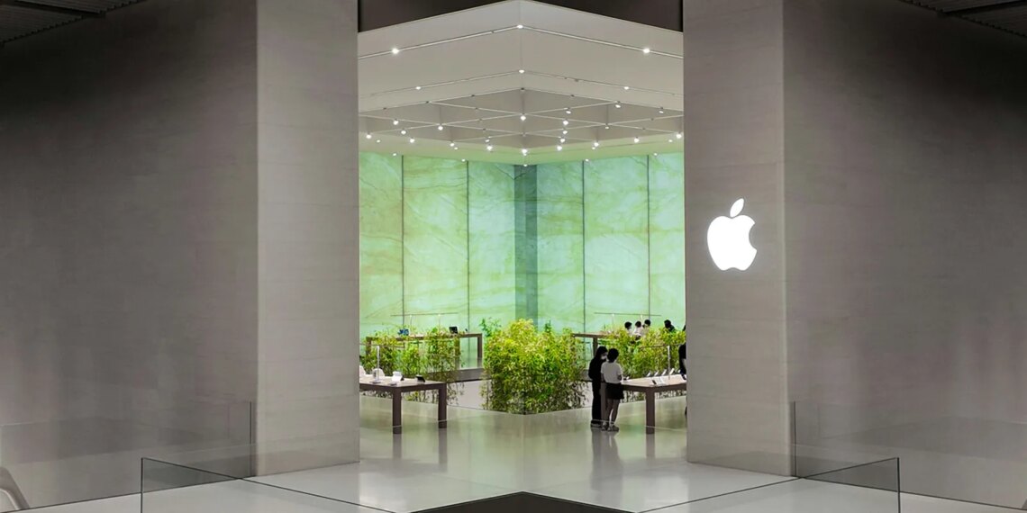 iPhone Market Share Surpasses Samsung