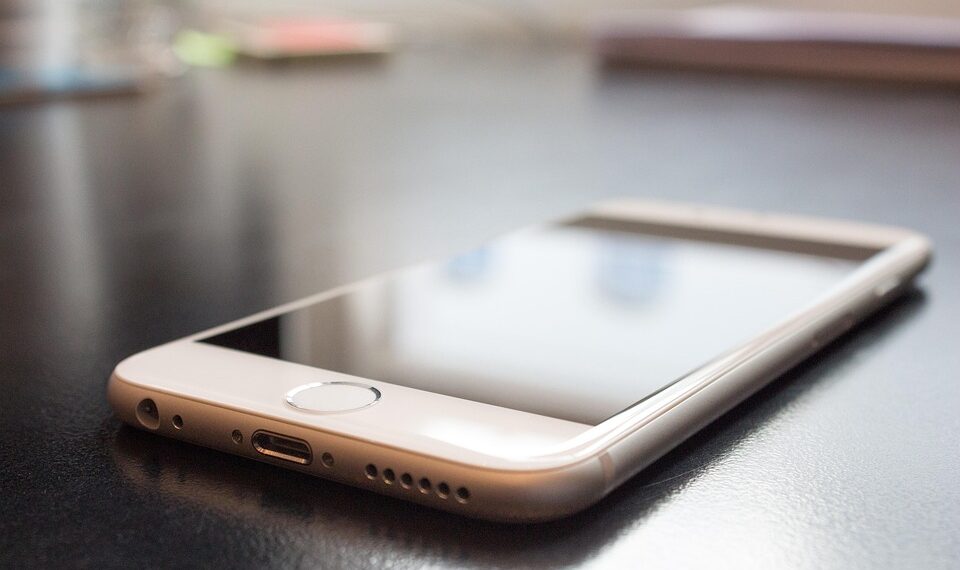 iphone 518101 960 720.jpg