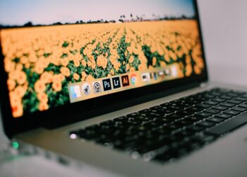 laptop 2588862 960 720.jpg