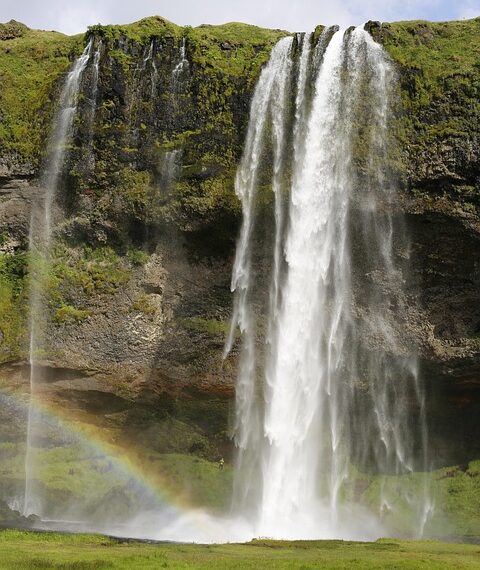 The 40 Most Beautiful Countries in the World 

1.  Australia
2.  Mexico
3.  Braz