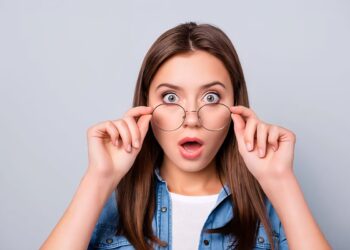 50 Facts That Sound Fake But Are 100% True 

1.  Bananas are berries
2.  Strawbe