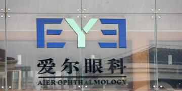 Aier’s Shares Drop Following Eyecare Exec’s Hospitalization Fraud Scandal