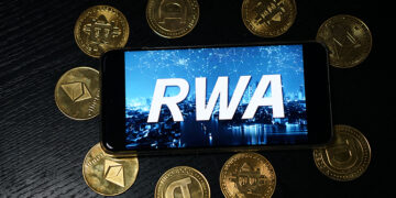 China Bans Offshore Yuan Stablecoins and Cracks Down on Global Crypto