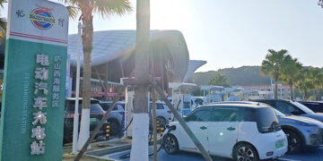 Chinese Family Celebrates New Year with EV & Growing Charging Network