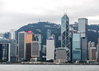 HK Seen as 'Super Connector' Boosting Mainland Firms’ Global Reach