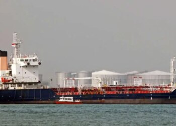 India Seizes 3 Iranian Oil Tankers for Smuggling: Report