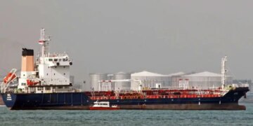 India Seizes 3 Iranian Oil Tankers for Smuggling: Report