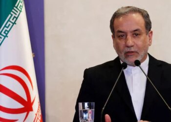 Iran commits to self-defense but seeks diplomacy with US