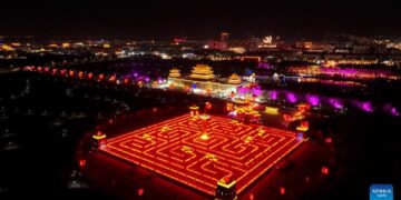 Lantern Decorations Spark Joy Across China During Spring Festival