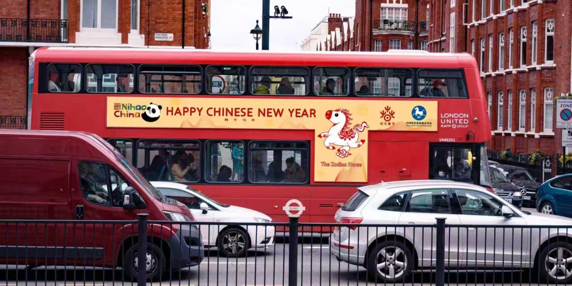 London Prepares for Surge in Chinese Tourists During Spring Festival