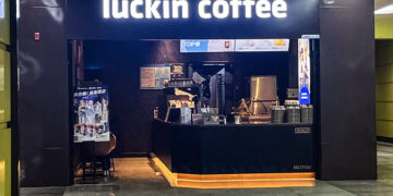 Luckin Coffee's Profit Surges 21.8% Driven by Store Growth & Sales