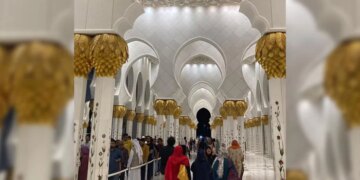 Sheikh Zayed Grand Mosque Breaks Visitor Record in 2025