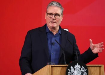 Starmer Alarmed as Man with Weapons Threatens Imam at Manchester Mosque