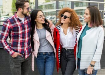 Friendliest Countries in the World 

1.  Canada
2.  Spain
3.  New Zealand
4.  Ne