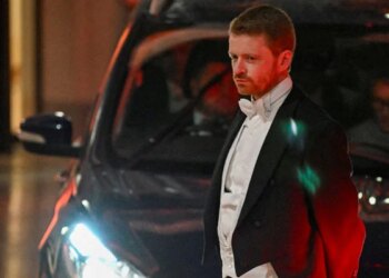 UK PM's Senior Advisor Resigns Over Mandelson-Epstein Ties