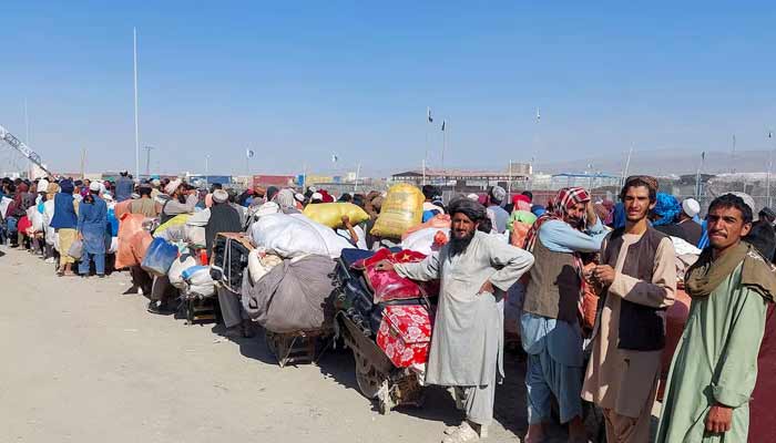 UN: 150,000 Afghans Return from Pakistan and Iran This Year