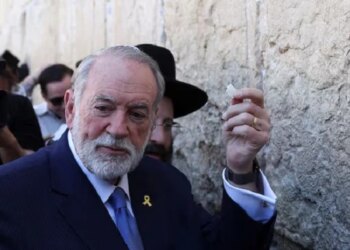 US Ambassador Huckabee Faces Backlash Over Israel Comments in Arab World