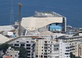 US pulls non-essential staff from Beirut embassy over Iran tensions