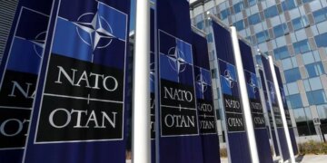 US to Hand Over Senior NATO Roles to Britain and Italy