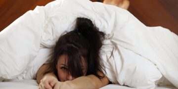 50 Sex Facts That Will Break Your Expectations   

1.  Global average age of fir