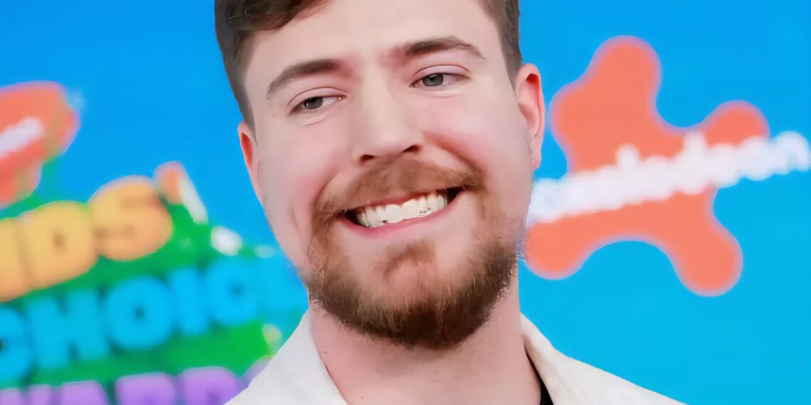 Age When They First Hit $1 Billion
1. Mark Zuckerberg: 23
2. Evan Spiegel: 2