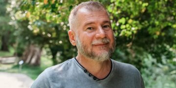 Aging Men Lose Critical Chromosome, Increasing Death Risk