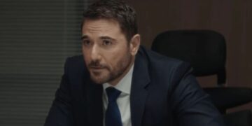 Ahmed Ezz and Amr Youssef Star in "Raas Al Afaa" Episode 25