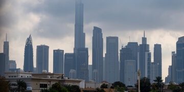 Chinese Buyers Delay Middle East Real Estate Amid Regional Tensions