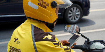 Meituan to Post $3.4B Loss in 2025, CEO Targets AI Victory