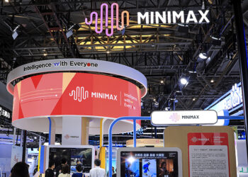 MiniMax Rises Amid Growing Revenue Despite Chinese AI Startup's Losses