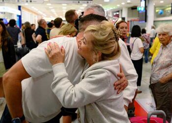 More Flights to Repatriate Stranded Travelers Amid Middle East Airspace Closure