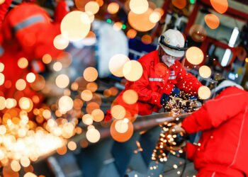 One-Third of 15th Five-Year Targets Focus on People's Livelihood at Two Sessions