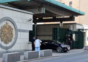 Russia expels UK diplomat over espionage claims