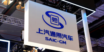 SAIC-GM Gains Full Shareholder Support Ahead of JV Expiry