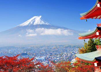 World’s Most Naturally Beautiful Countries

1.  Japan
2.  Nepal
3.  Italy
4.  Ma