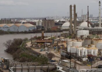 Trump Launches US Refinery Under Historic India Deal