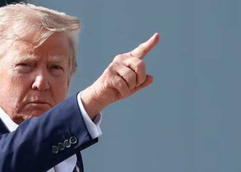 Trump delays threat to bomb Iran; Iran denies talks report