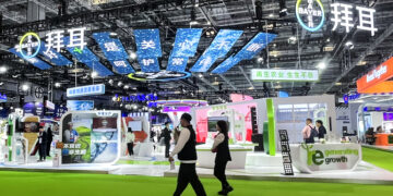 Bayer Expands China Innovation Focus, Aims for 30% Pharma Margin