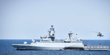 Countries that Control the Most Ocean:

1.  France – 11,691,000 km²
2.  US – 11