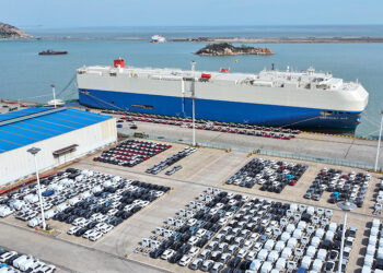 China's Car Sales Drop 17% in Q1 Amid NEV Tax Break Reduction