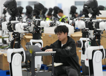 Chinese Embodied AI Companies Offer Sky-High Salaries to Attract Top Talent