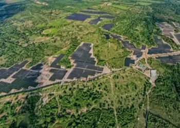 Chinese Firms Eye Latin America as Colombia's Energy Shift Opens Doors