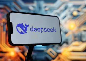 DeepSeek Founder Funds Boost Chinese AI Firm’s Capital by 50%