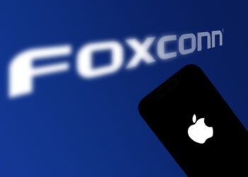 Foxconn Begins Trial Production of China's First Foldable iPhone